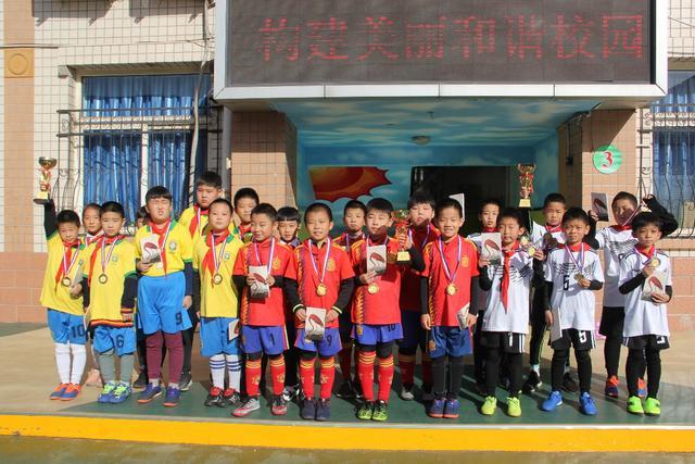 温网：辛纳3-1逆转小兹维列夫 成功卫冕夺生涯第五冠
